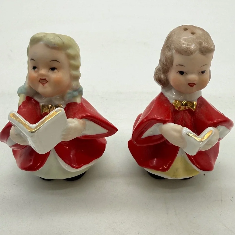 Vintage Christmas Choir Boy Girl Salt Pepper Shakers Japan Red Gold Ceramic S&P